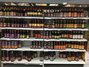 圖說(shuō)福達(dá)坊倉(cāng)儲(chǔ)批發(fā)城 一站式采購(gòu)食用油、調(diào)料、副食品、酒水與日用品的武漢生活配送樞紐